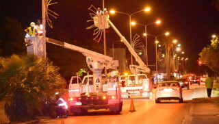 Kerstverlichting aan in de binnenstad