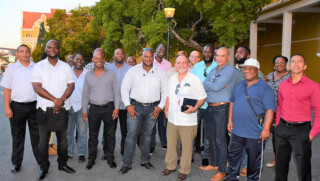 Curaçao gaat morgen staken zeggen de vakbonden
