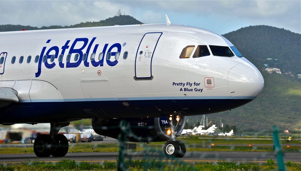 Sluiproute vanaf Amsterdam via New York naar Aruba en Curaçao met JetBlue