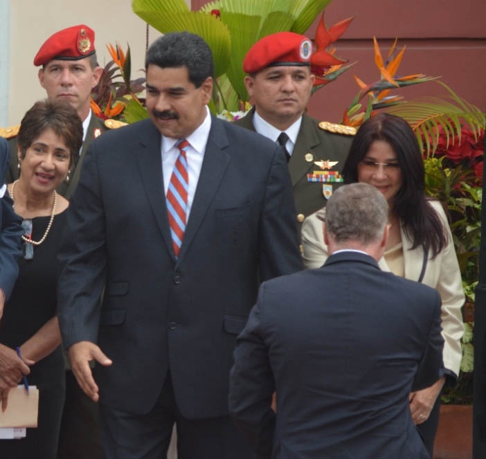 'Trump overweegt ontmoeting met Venezolaanse president Maduro'