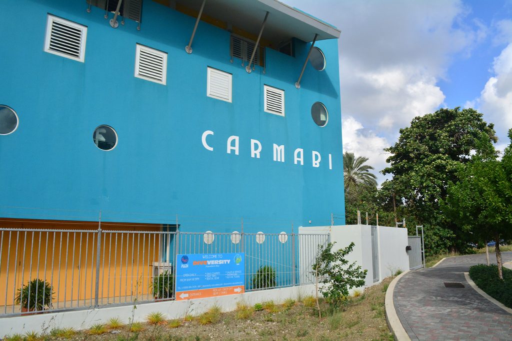 Carmabi krijgt 7,5 miljoen voor koraalonderzoek op land