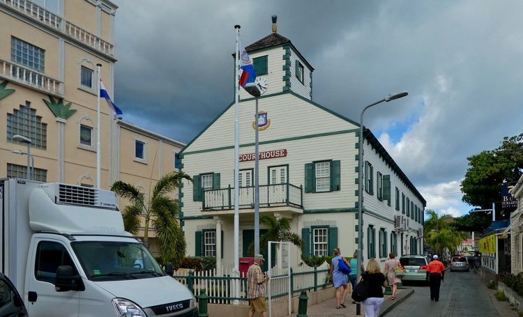 Sint-Maarten laat geen reizigers uit Bonaire, Curaçao en Aruba meer toe