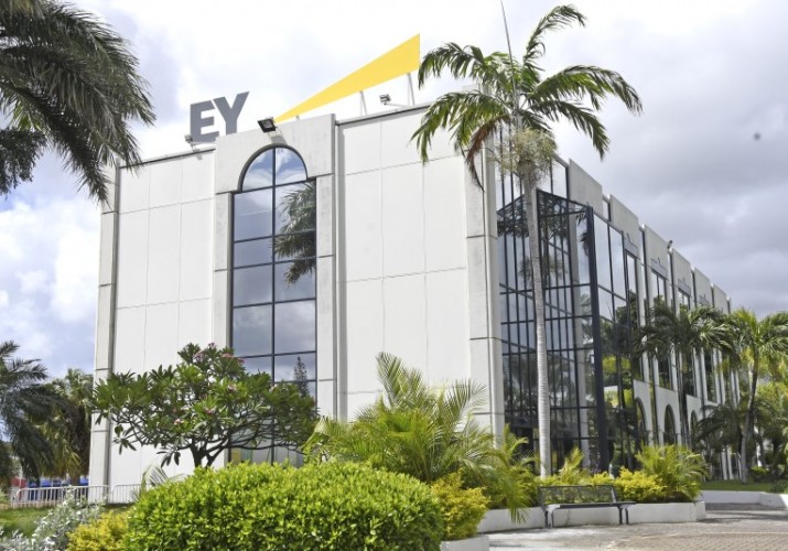 Mededingingsautoriteit Curaçao legt boete op aan Ernst & Young