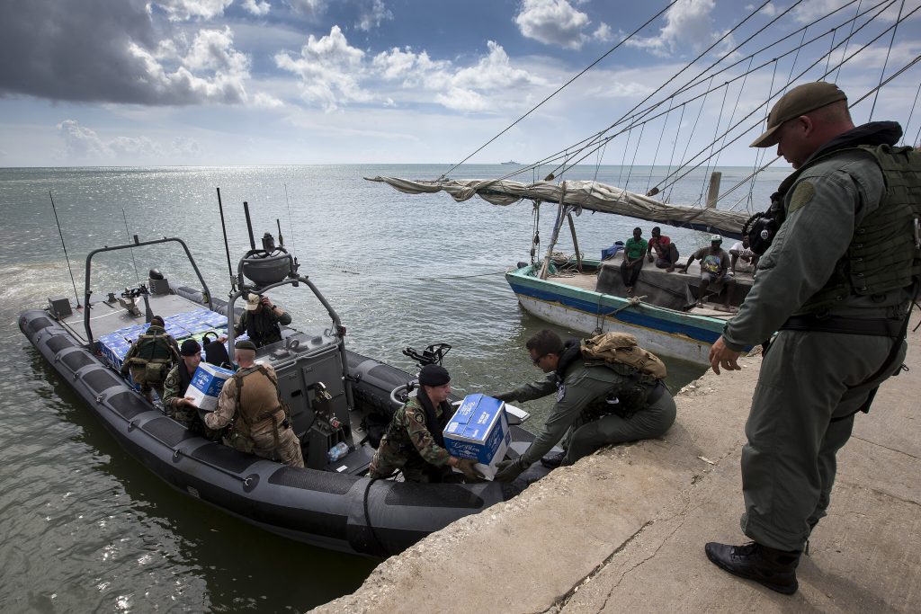 Boottroepen oefenen acties op Curaçao