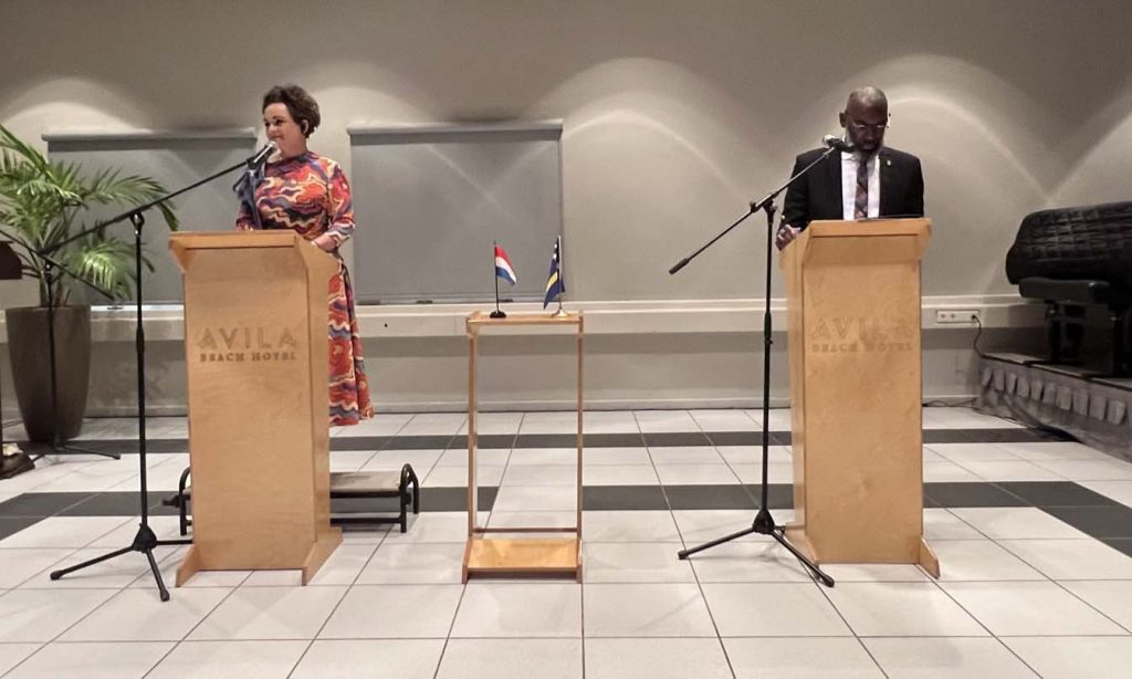 Curaçao en Nederland eens over verbetering vluchtelingenopvang 
