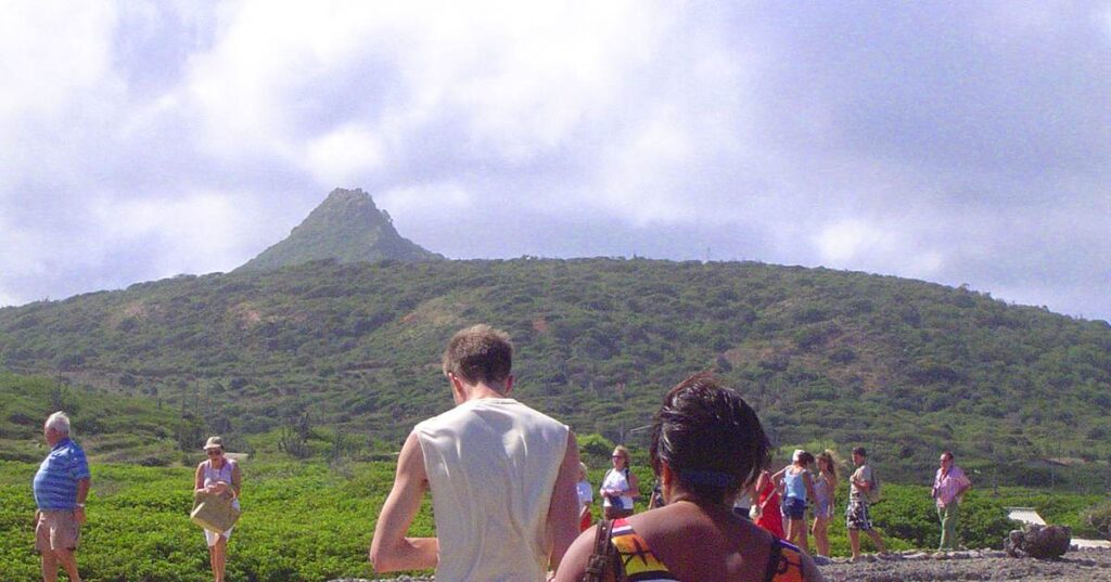 Tips voor de beklimming van de Christoffelberg op Curaçao