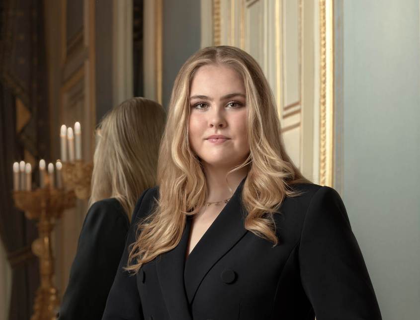 Prinses Amalia Viert 20e Verjaardag Met Nieuwe Officiële Foto - Curacao.nu